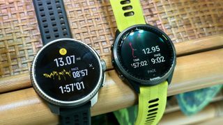 The Suunto Race (left) and Garmin Forerunner 965 (right) showing significant differences in tracking.